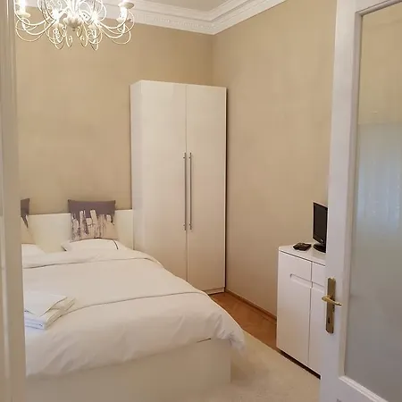 Aparthotel Timo 3*